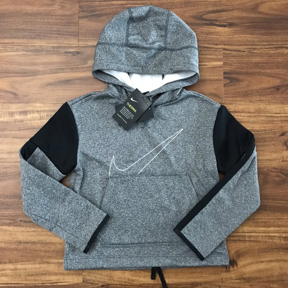 NWT Girls Nike Therma Hoodie